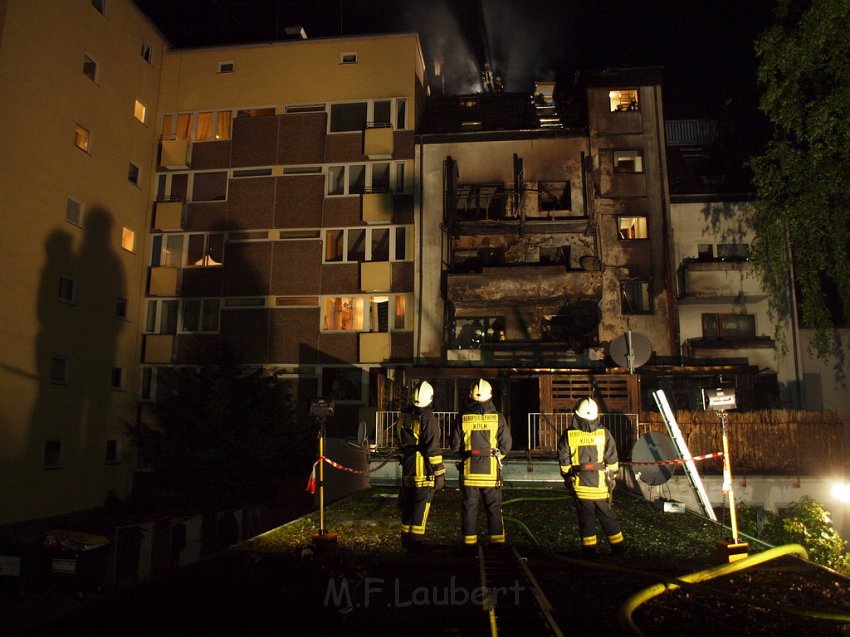 Feuer 3 Koeln Vingst Burgstr P409.JPG